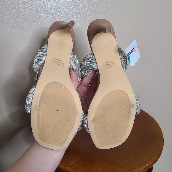 NWT Cushionnaire Sparkle Double Strap Sparkle Heels - Picture 6 of 9